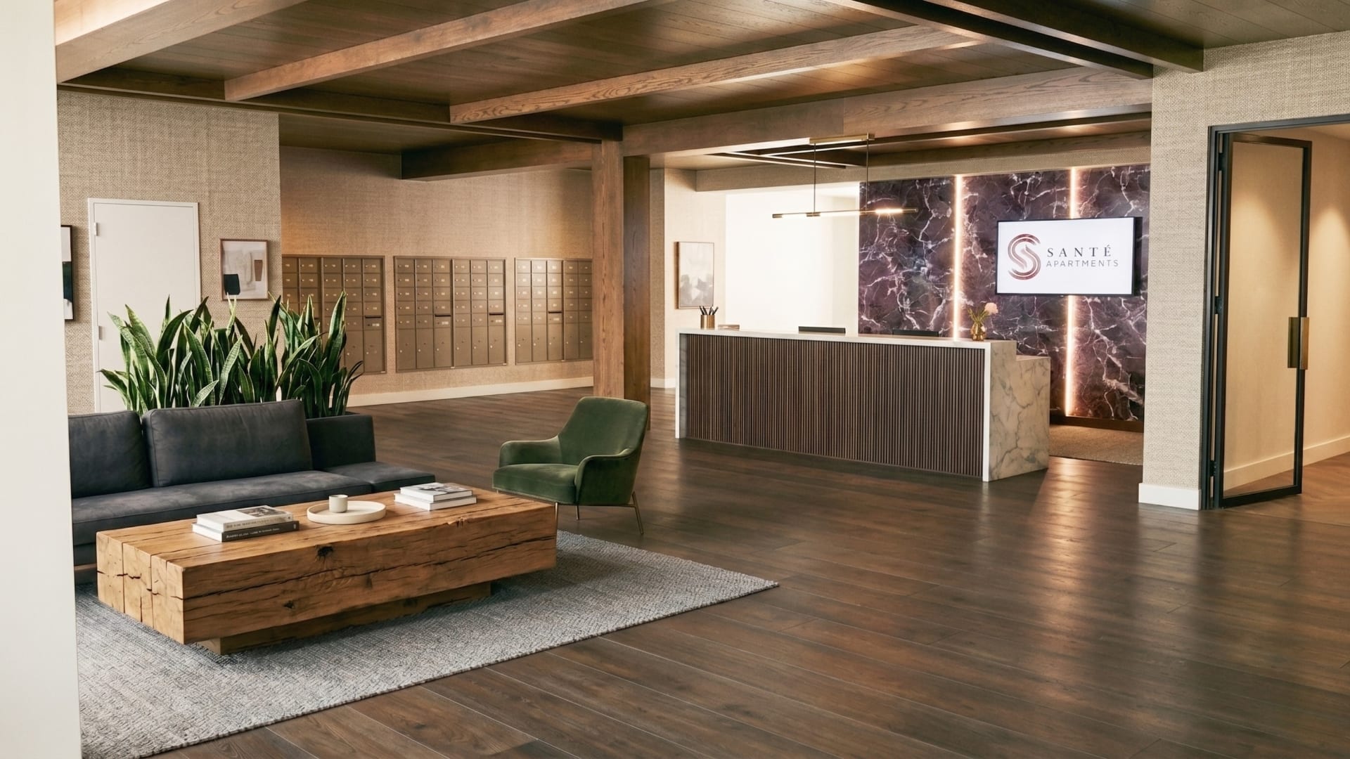 Lobby lounge with coffee bar